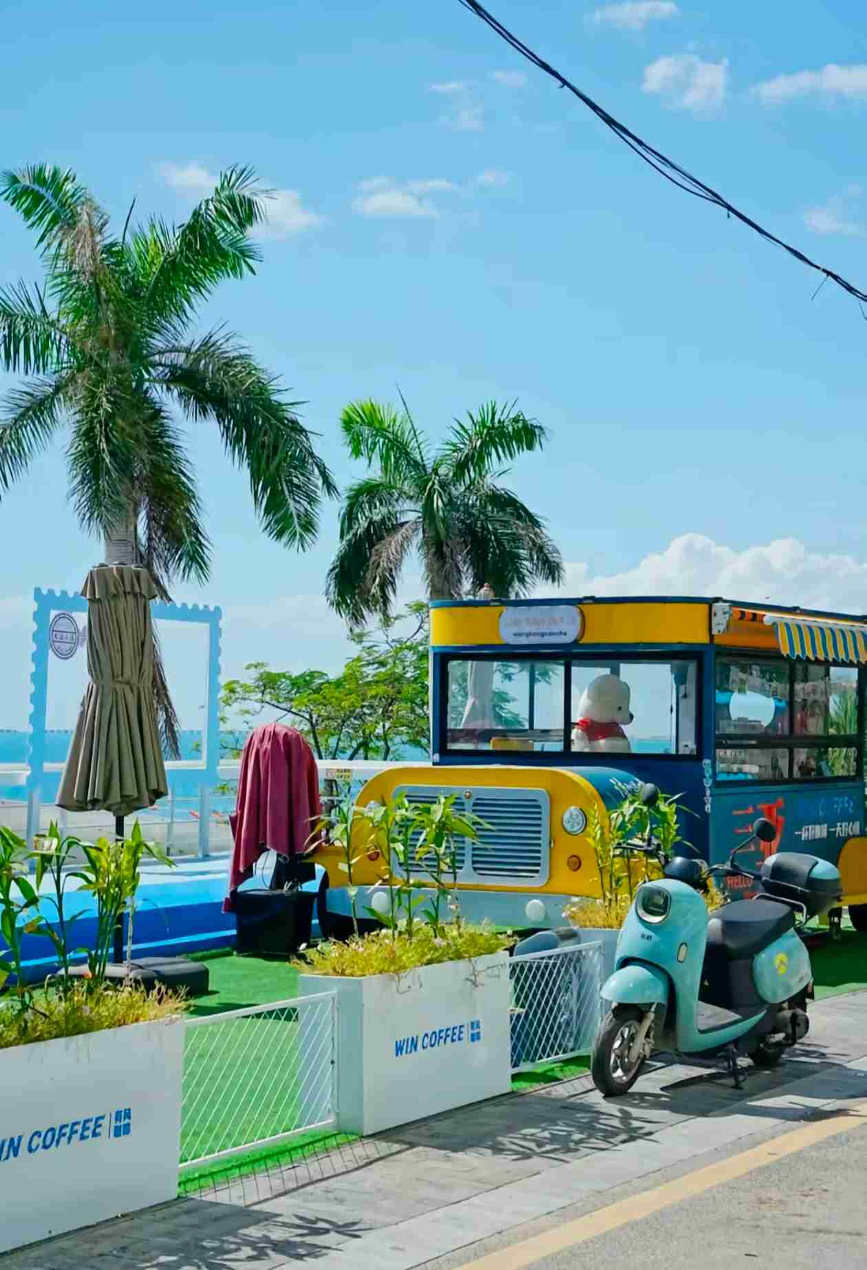 万宁海口+沙湖生态旅游区+腾格里沙漠外星球营地+通湖草原+陵水石梅湾9日8晚私家团